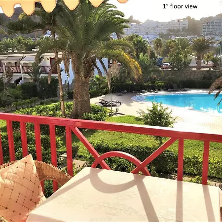 Apartment Amazing - Pool And Garden - At 50 Mt, *